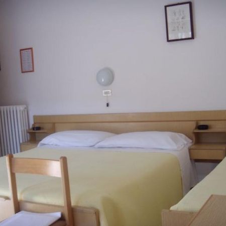 Hotel Sul Ponte Флоренція Екстер'єр фото