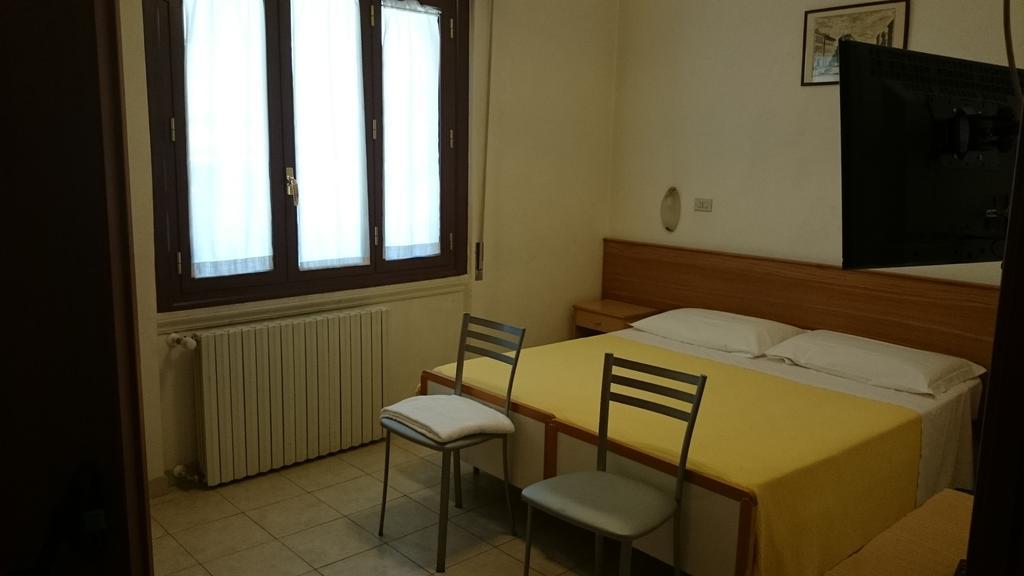 Hotel Sul Ponte Флоренція Номер фото